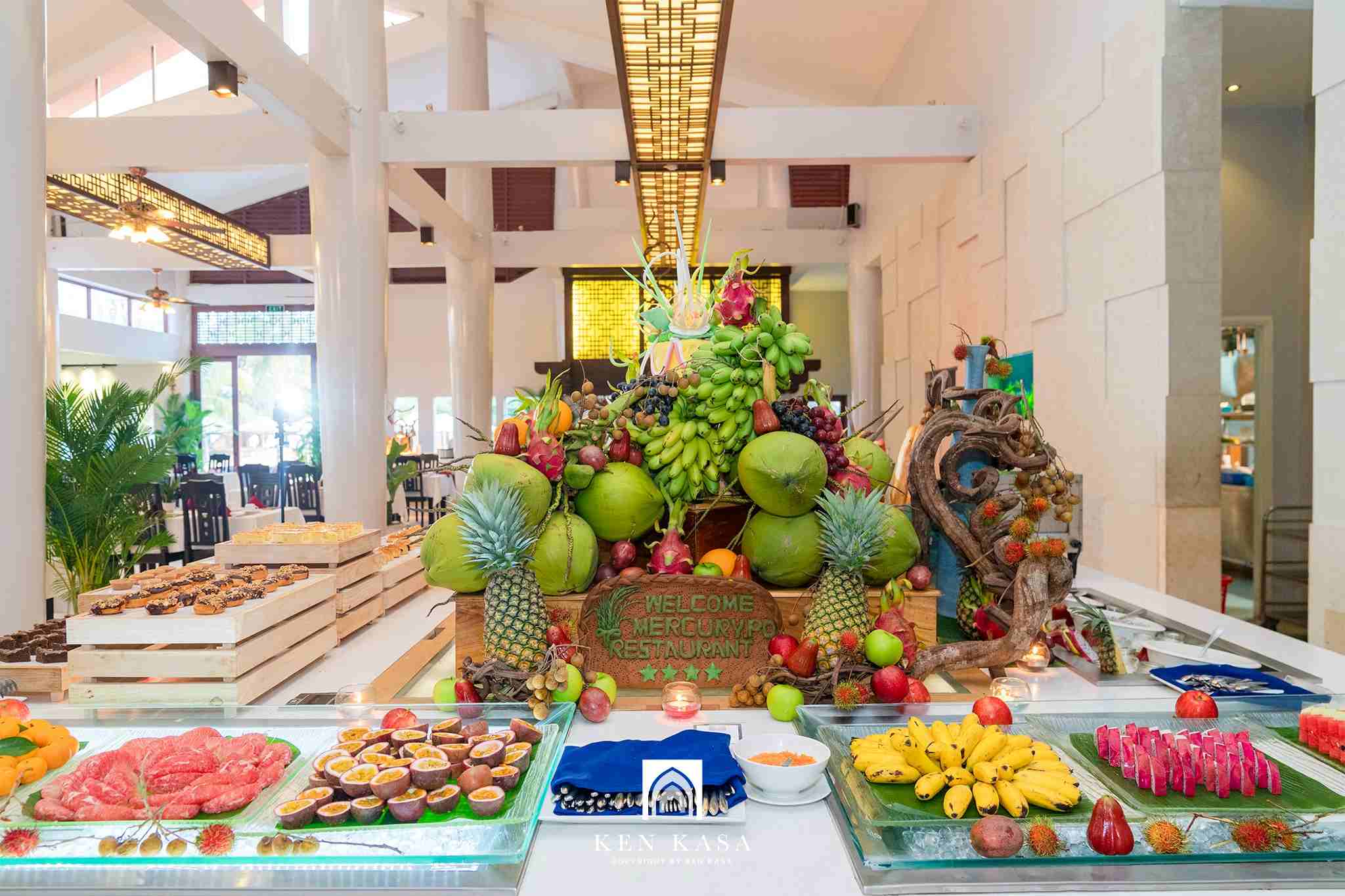 Ẩm thực tại nh&agrave; h&agrave;ng Romance Sea